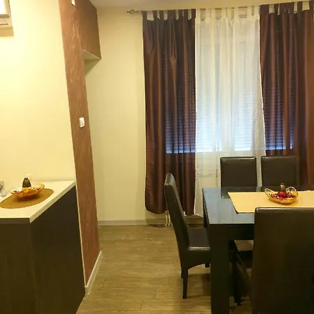 Апартаменты Ceca *